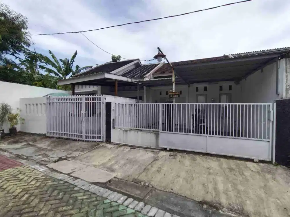 RUMAH GAYAMSARI KOSONGAN BEBAS BANJIR