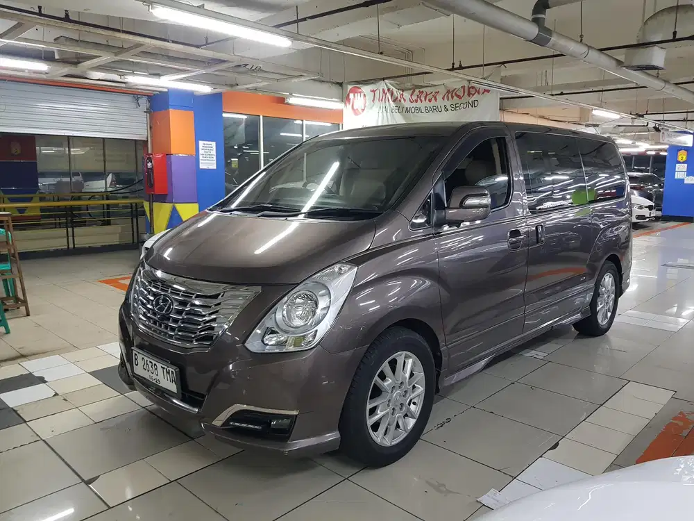 Hyundai H-1 2017 Bensin