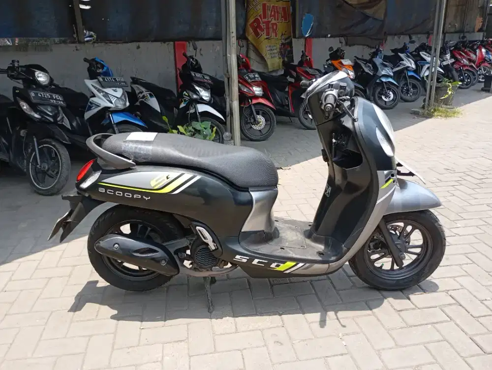 [PROMO OKT] Honda Scoopy Tahun 2023 Surat Komplit