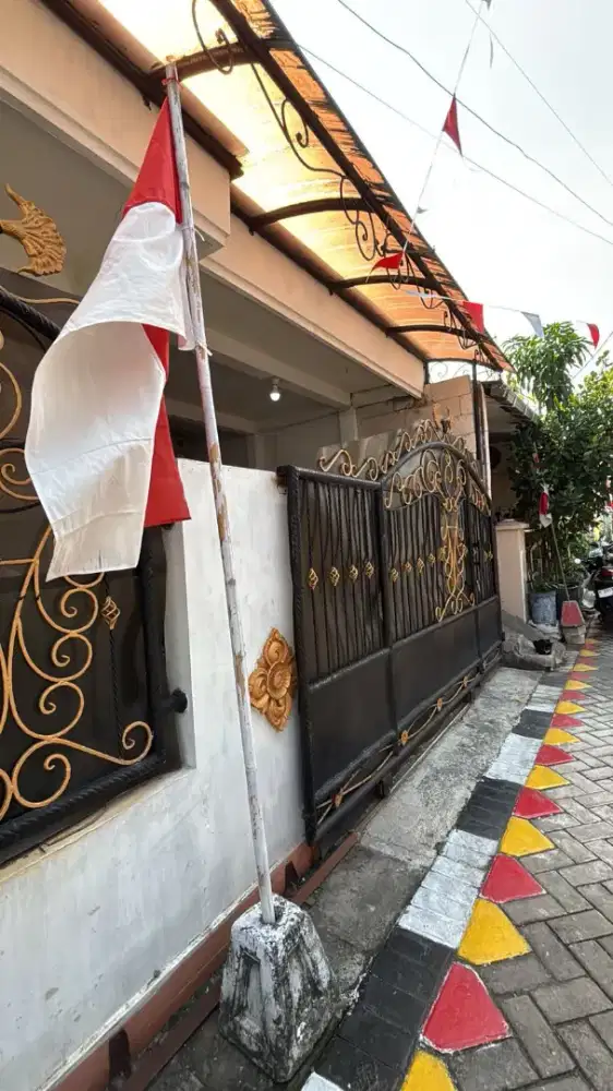 Dijual rumah + Perabotan rumah tangga