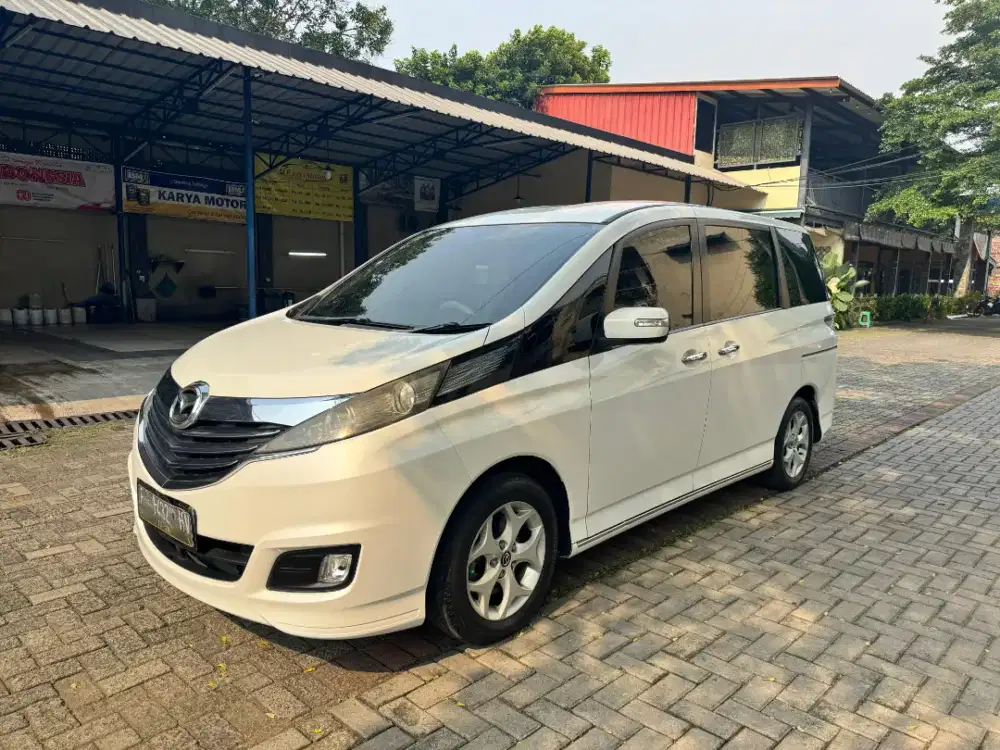 Mazda Biante 2.0 Skyactive 2015