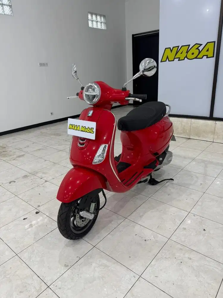 Vespa LX 125 (Brand New) i-Get 2022