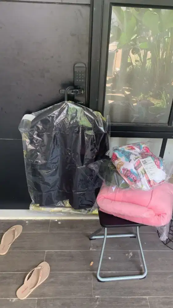 Pegawai laundry