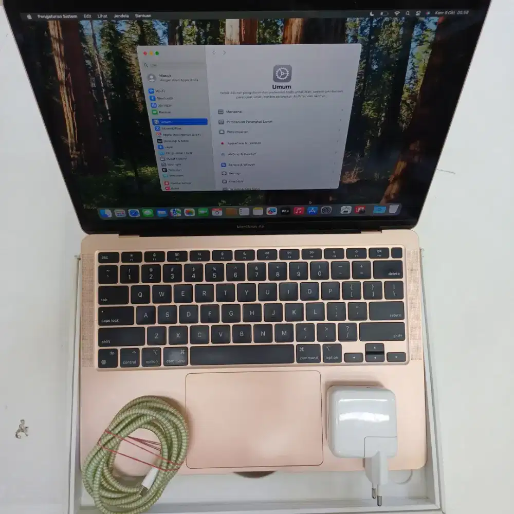 MacBook Air M1 Resmi Ibox Ram 8 Ssd 256 GB  Batrei 88%Original ibox