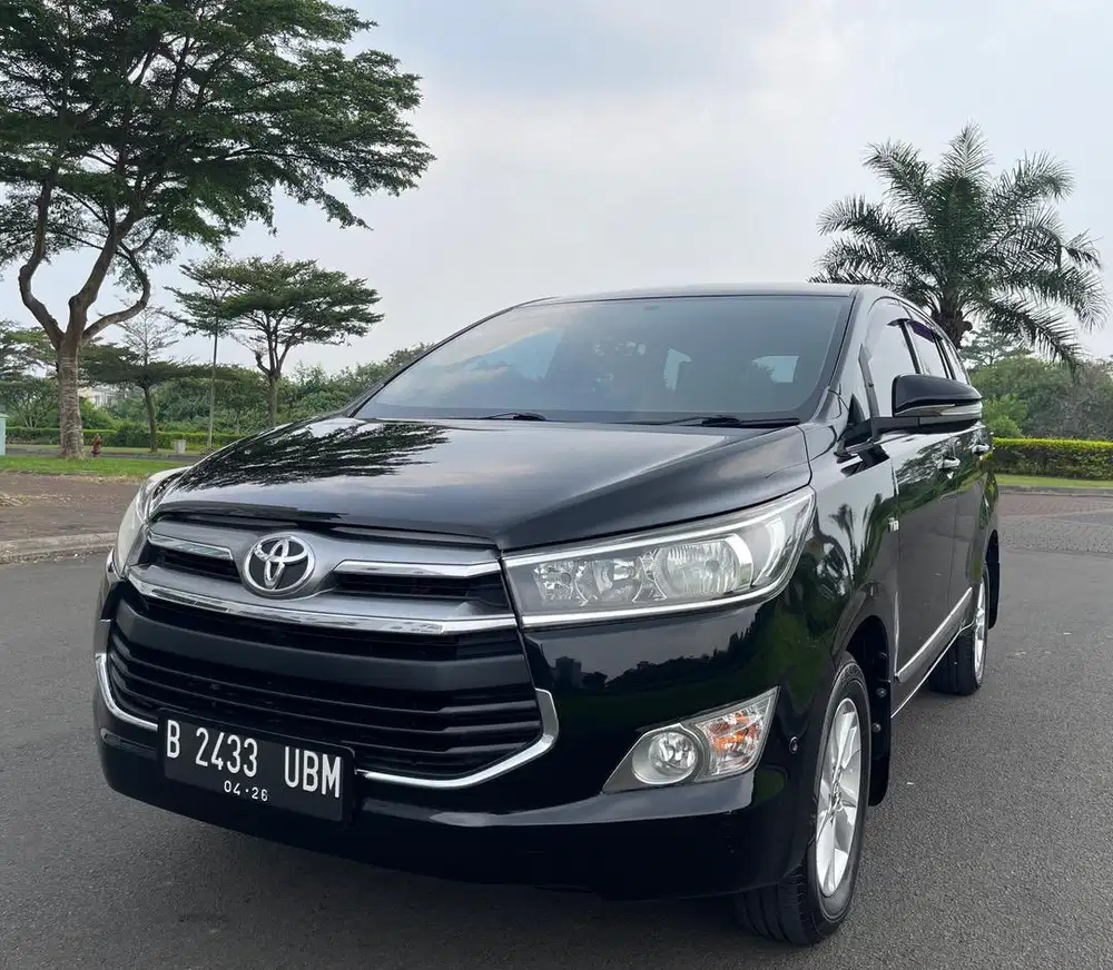 (LOW KM!) Innova Reborn 2.0 V Lux Bensin 2016 AT Matic HITAM // 2017 Q