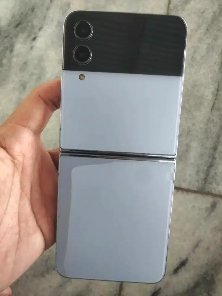 Samsung zflip 4 minus