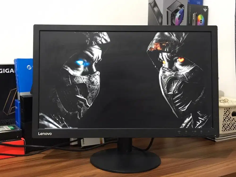 LENOVO THINKVISION 22inch IPS FULL HD