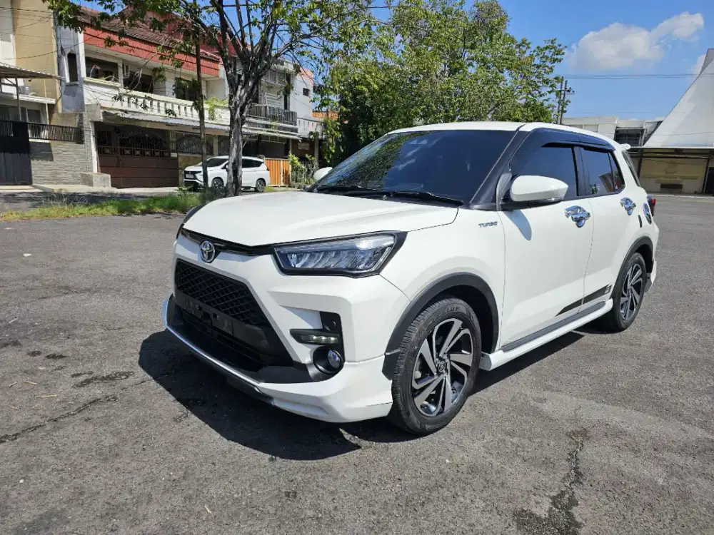 KM 28ribu Toyota raize gr tss 2021 matic