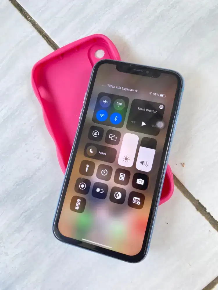 iPhone XR 64gb ( biru )