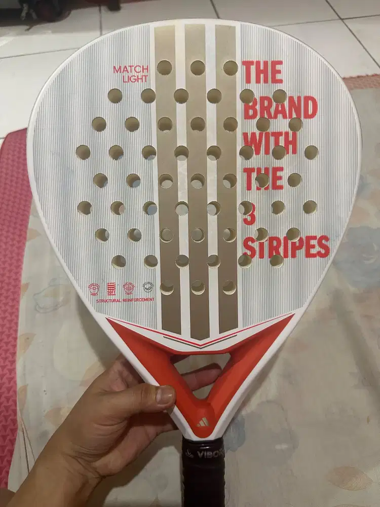 Dijual Raket Padel Adidas Match Light 3.4 Putih