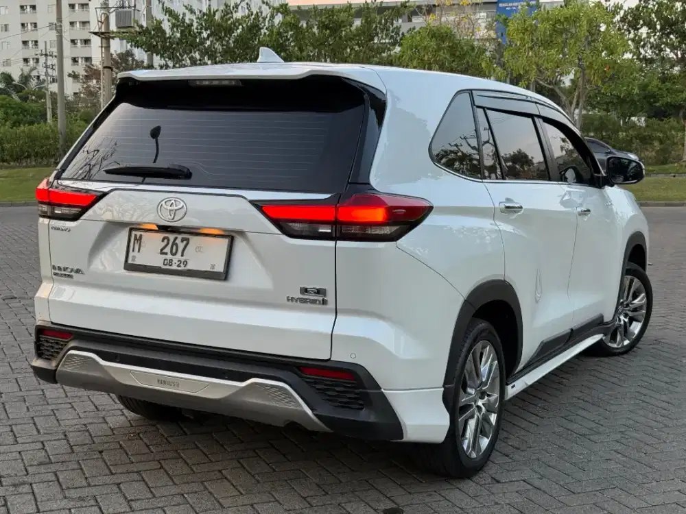 ZENIQ HYBRID Q MODELLISTA 2024