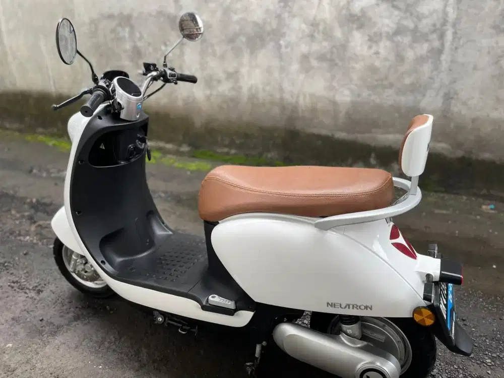 Motor listrik 2022