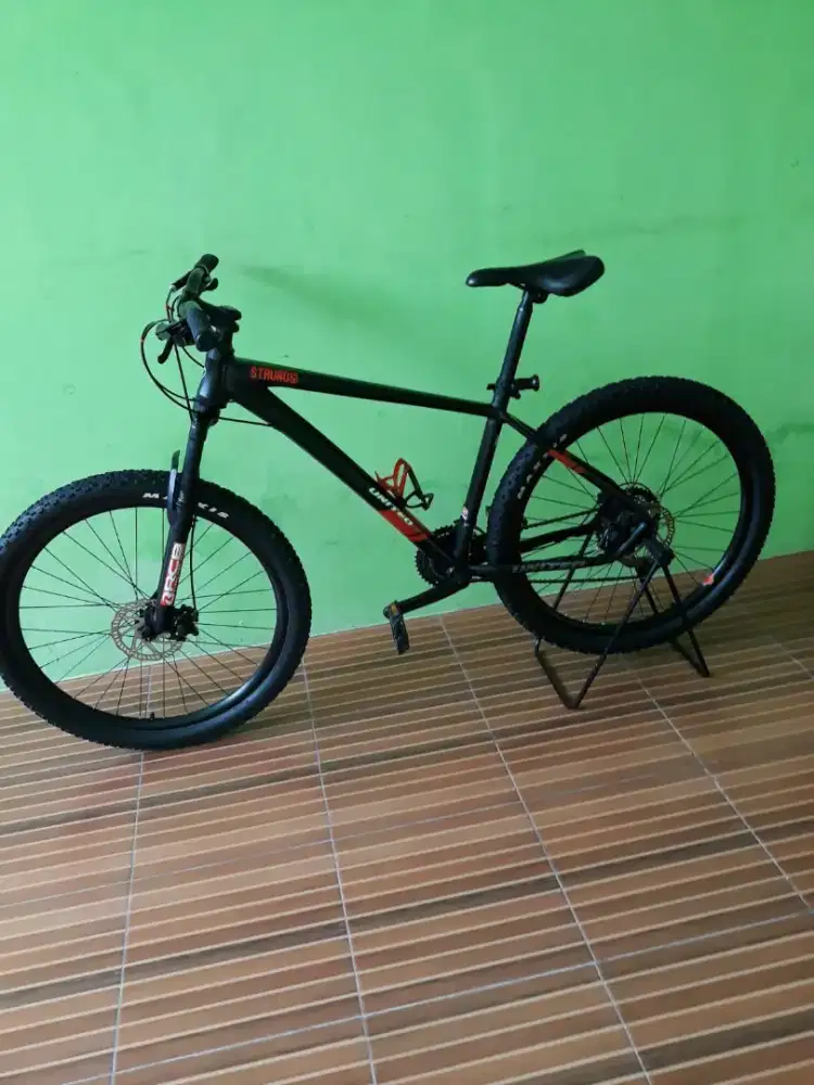 United Stavroz Alloy 27,5