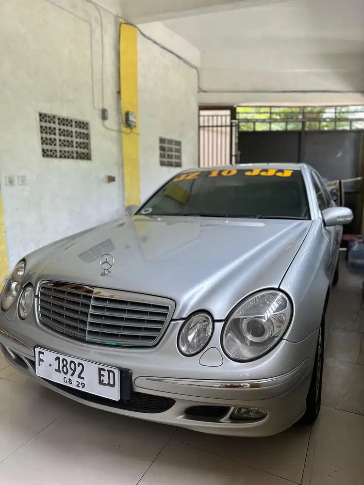 Mercedes-Benz E280 2006 Bensin