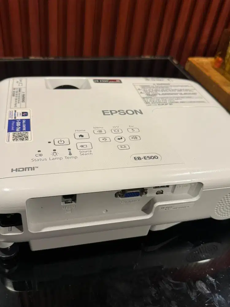 Proyektor Infokus Epson EB E500