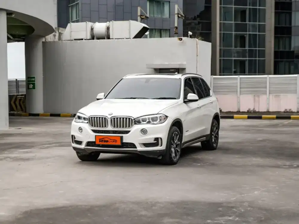 BMW X5 XLINE LCI TAHUN 2017 WARNA PUTIH