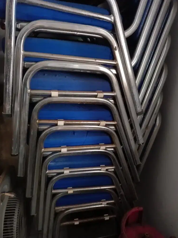 Kursi Brother bekas pakai kantor