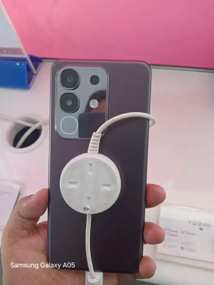 VIVO Y29 RAM 8/128 GB