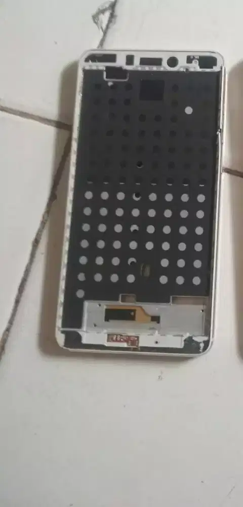 Xiaomi Note 4 ram 3/32 minus lcd dan batray