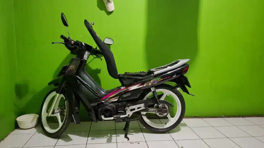 F1zr Force 1 96 bokong kotak