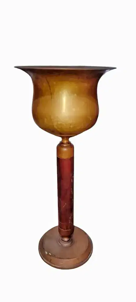 Pot bahan kuningan