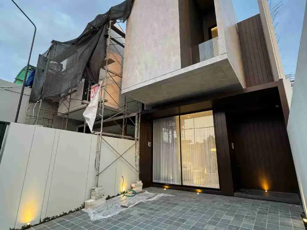 Rumah Mewah Full Furnish Mulyorejo, Minimalis Modern
