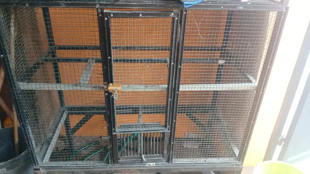 Di jual kandang burung / kucing