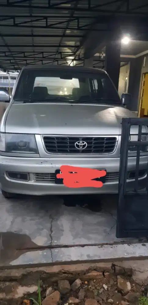 Toyota Kijang Kapsul