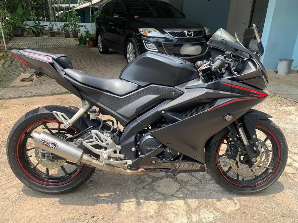 Yamaha R15 V3 2017 Hitam Doff