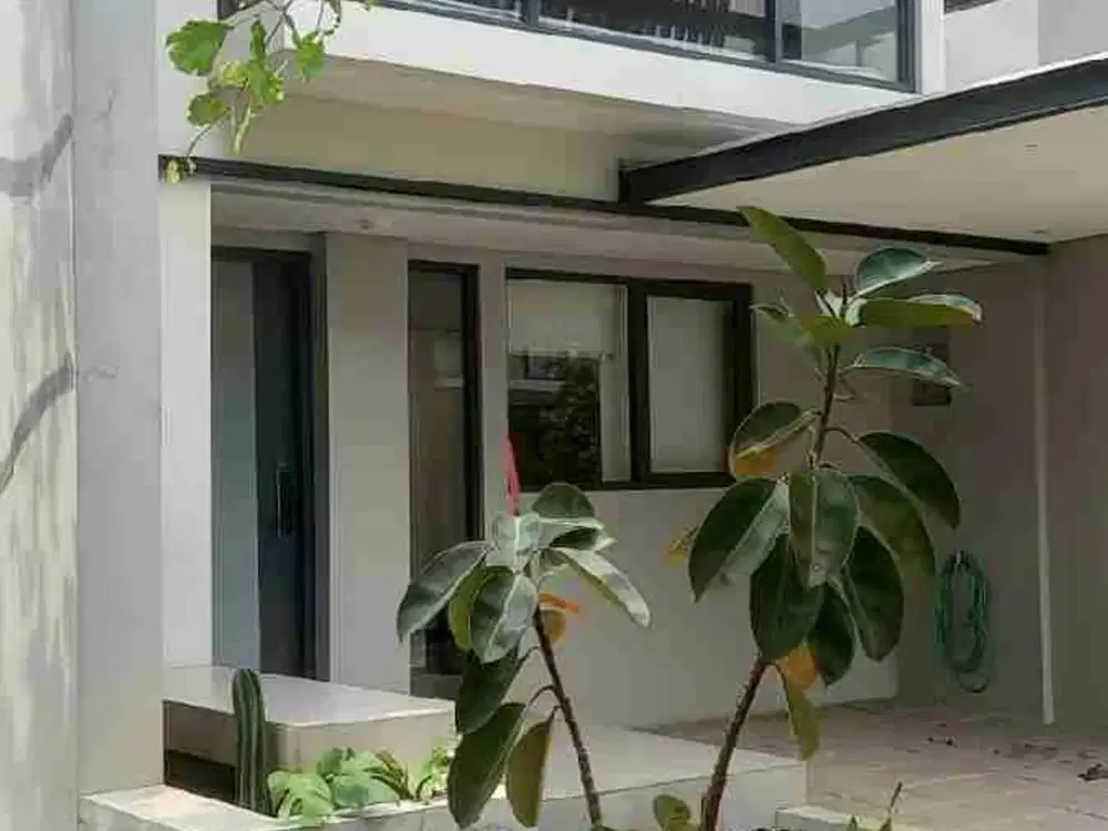 Di Sewa  Rumah lokasi strategis di  Bsd