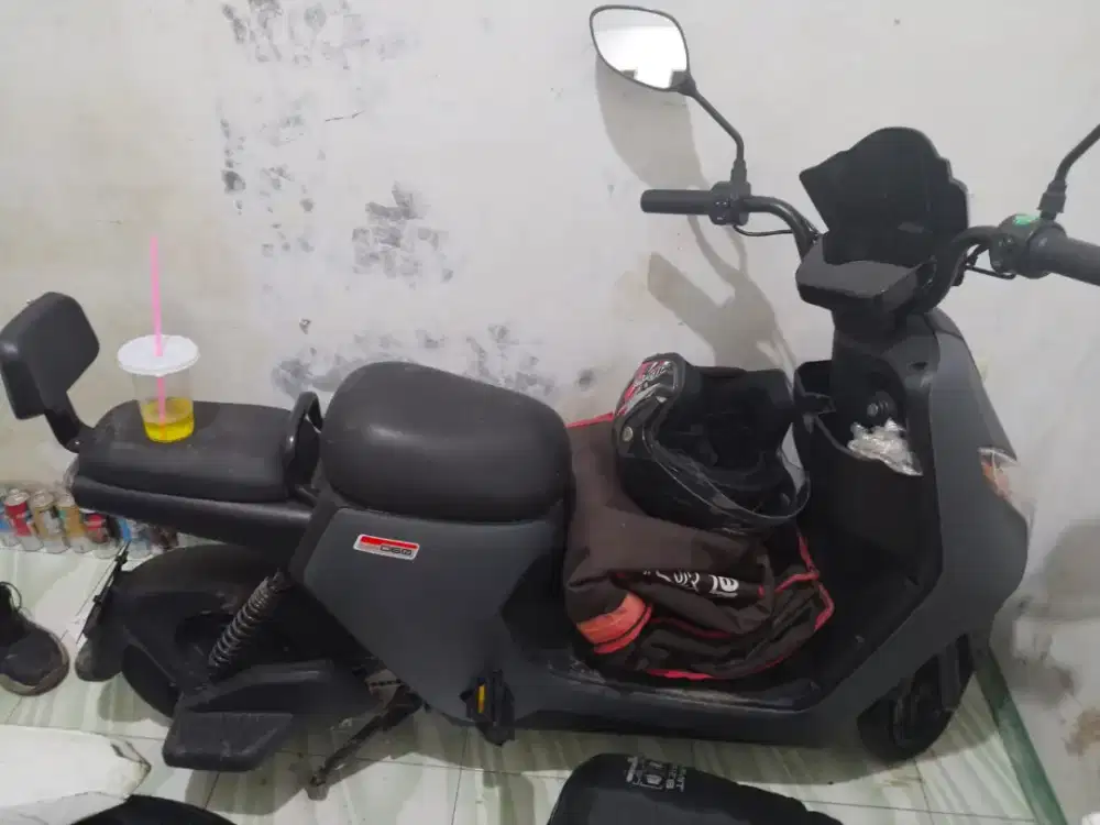 Sepeda listrik uwinfly D60