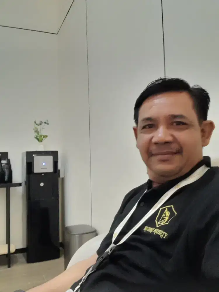 Cari pekerjaan supir kantor/pribadi