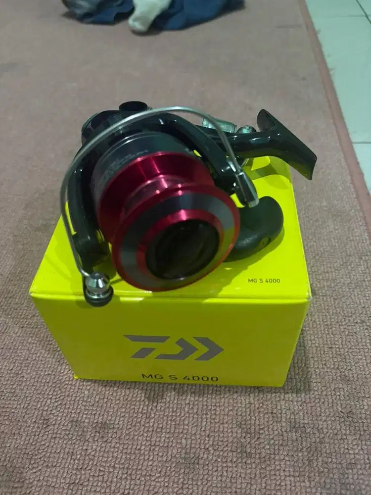 Reel Pancing MG S 4000