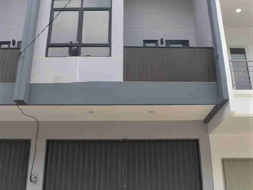 Dijsewa/Dijual Ruko Baru Premium Siap Usaha
Kota Harapan Indah 
Bekasi