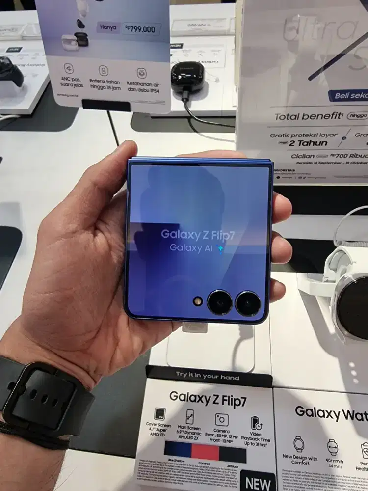 Samsung Galaxy Z flip7