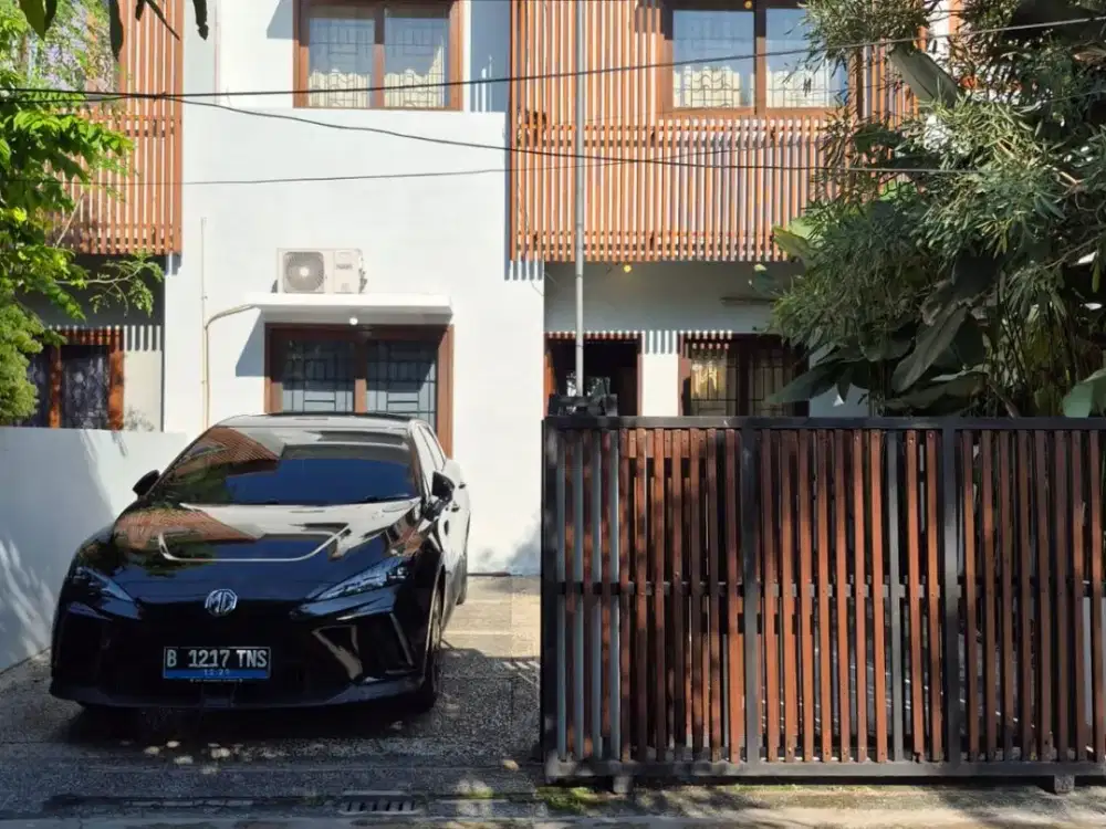 Disewakan rumah model Jepang. Bagus. Terawat.