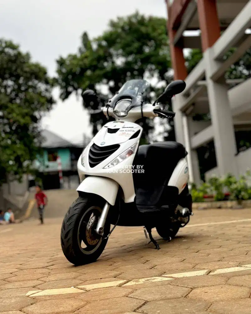 PIAGGIO ZIP 4T ITALY 2010 TERMURAH