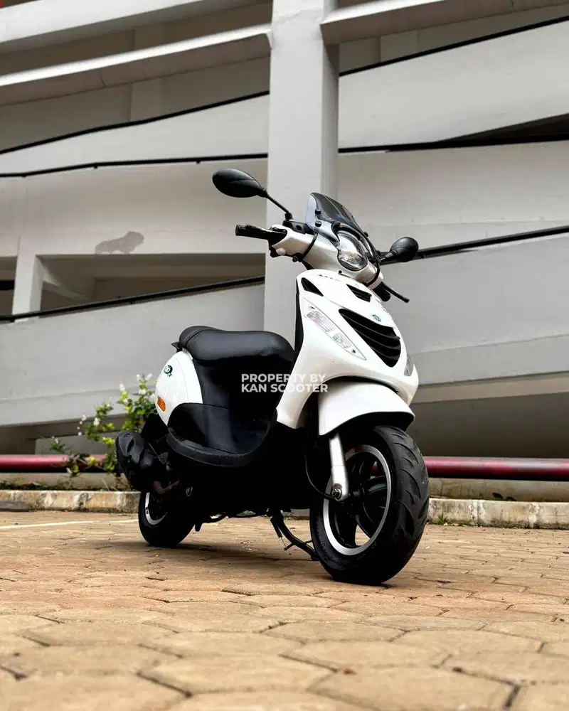 JUAL MURAH PIAGGIO ZIP 4T ITALY 2010 MULUS
