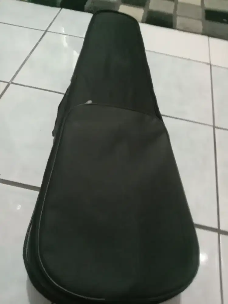 biola 4/4 bekas baik
