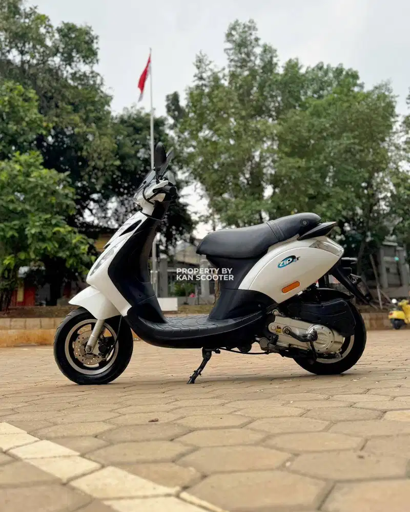 PIAGGIO ZIP 4T ITALY 2010 BERGARANSI