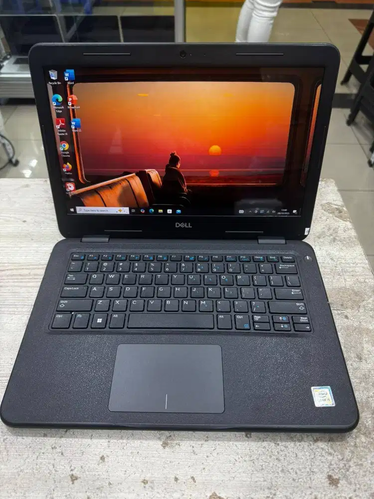 DELL LATITUDE 3310  TOUCH SCREEN CORE I5 GEN 8 16/256 GB