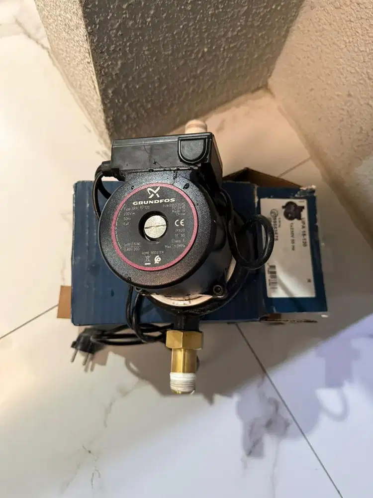 Grundfos Pompa Air Booster UPA 15-120
