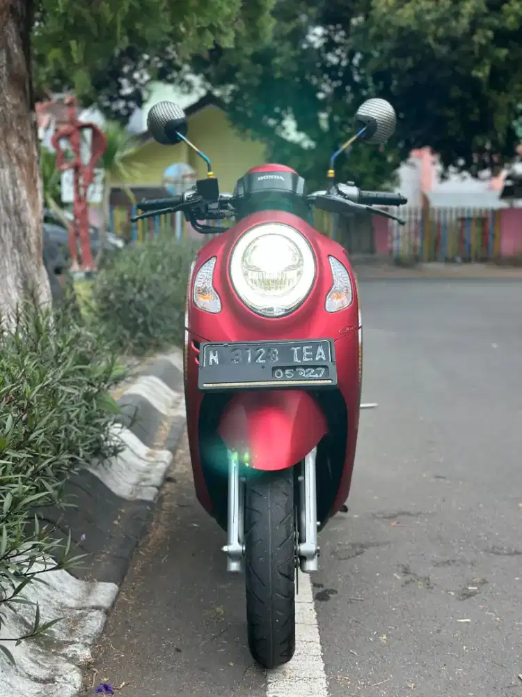 Scoopy keyles 2022 ,KM 30rb an sangat istimewa,merah doff,murah