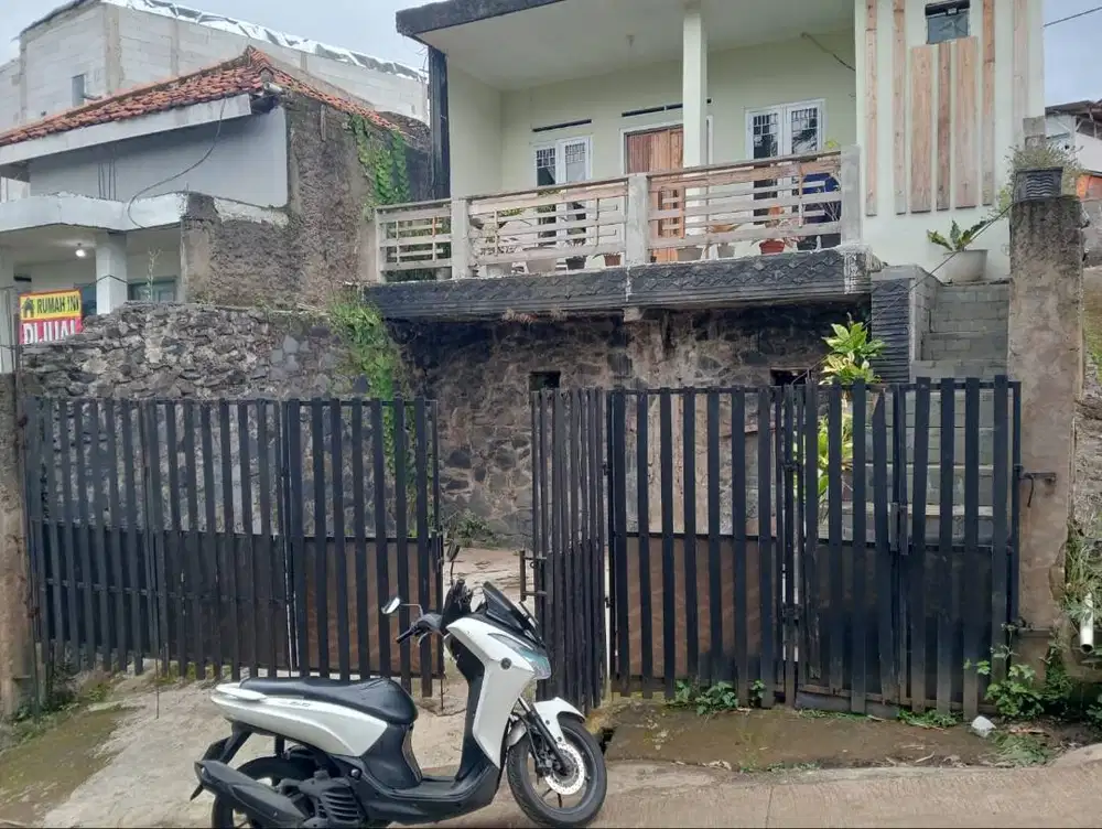 Rumah Asri di Pasir Impun Bandung Timur