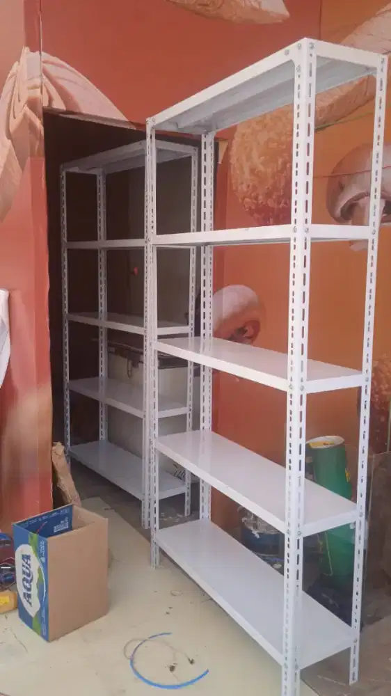 Rak besi rak kantor rak buku