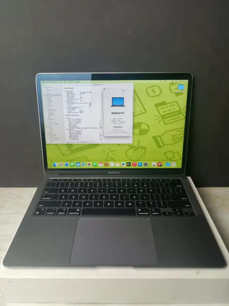 Macbook air M1 13inch 8/256 inter