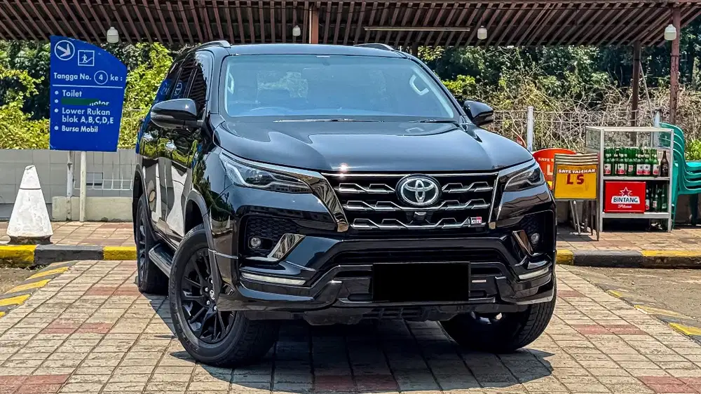 LOW TDP Toyota Fortuner 2.8 Vrz GR Sport Diesel Facelift 2022 Hitam