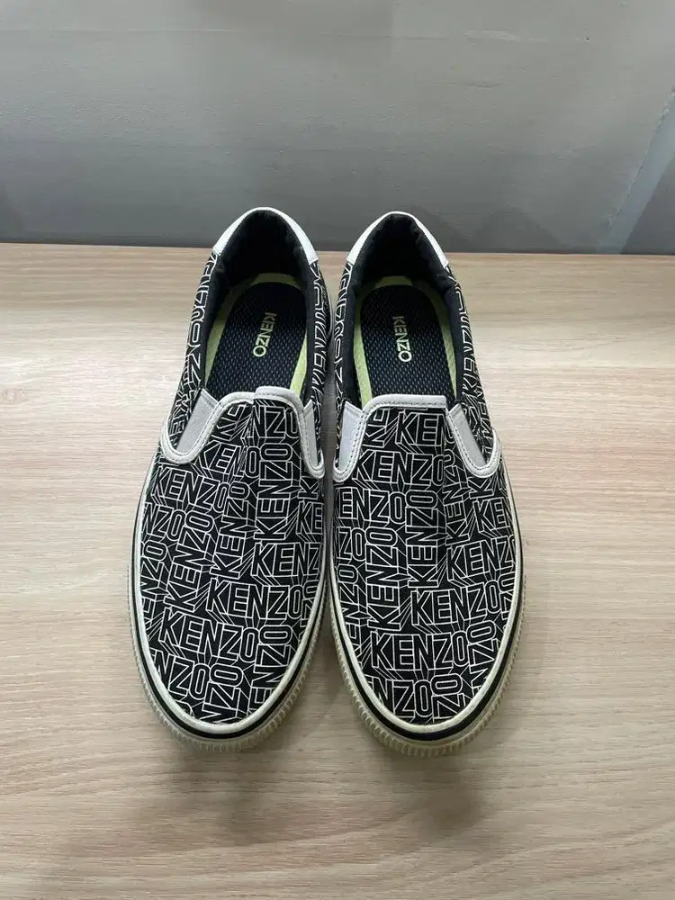 KENZO SLIP ON BLACK & WHITE LOGO MENS SHOES