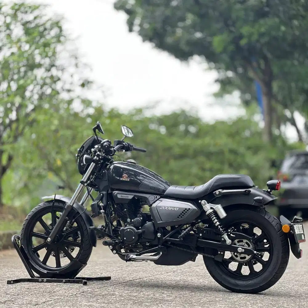 BENELLI MOTOBI 200 EVO BLACK 2024 KM 3K PAJAK PANJANG FULL MULUS