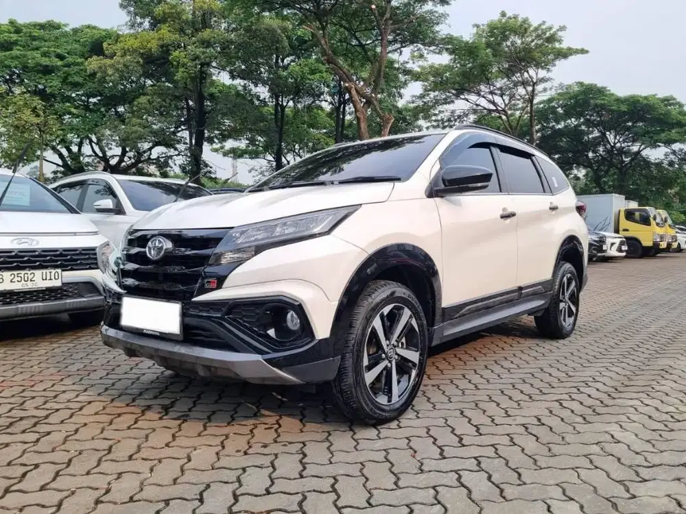 TOYOTA RUSH GR AT 2024 PUTIH FACELIFT KM 29RB